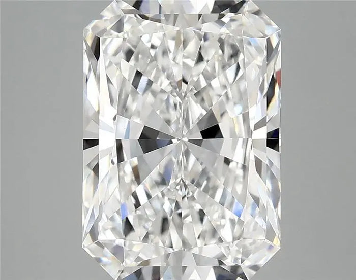 4.08 Carat · RADIANT · E · VVS2 · IGI · Excellent Cut