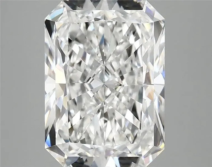 4.16 Carat · RADIANT · D · VVS2 · IGI · Excellent Cut