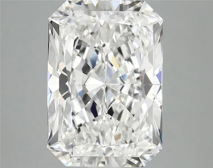 4.02 Carat · RADIANT · E · VVS2 · IGI · Excellent Cut