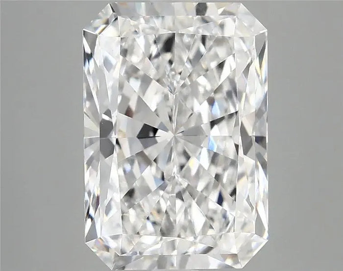 4.44 Carat · RADIANT · E · VVS2 · IGI · Excellent Cut