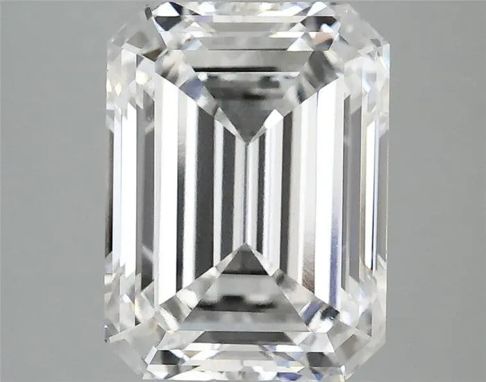 3.96 Carat · EMERALD · E · VVS2 · IGI · Excellent Cut