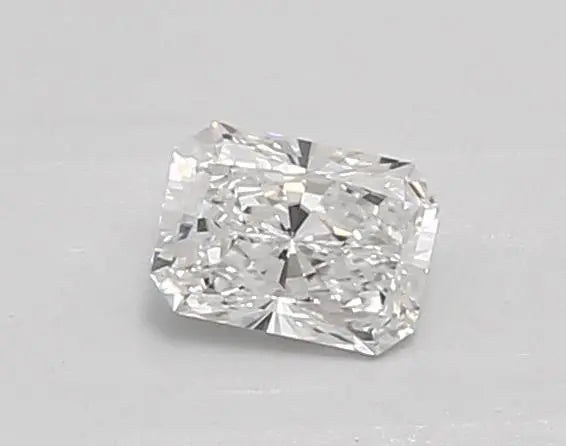 0.47 Carat · RADIANT · E · VVS2 · IGI · Very Good Cut