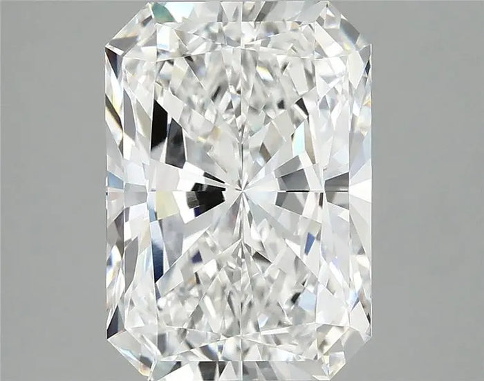 4.08 Carat · RADIANT · E · VVS2 · IGI · Excellent Cut