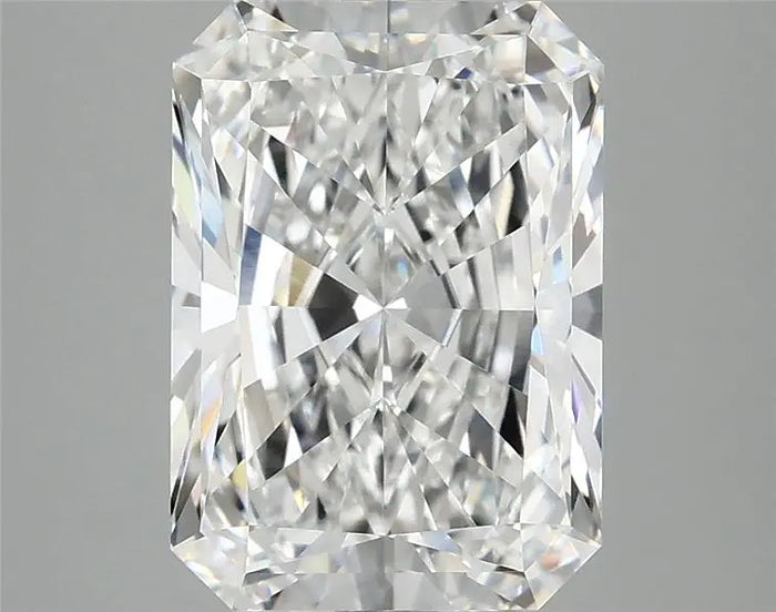 3.88 Carat · RADIANT · D · VVS2 · IGI · Excellent Cut