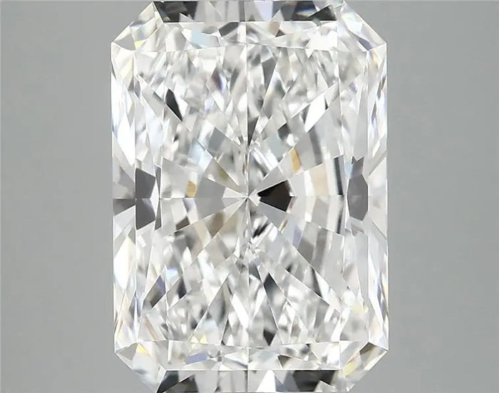 4.16 Carat · RADIANT · E · VVS2 · IGI · Excellent Cut