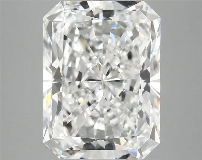 4.88 Carat · RADIANT · E · VVS2 · IGI · Excellent Cut