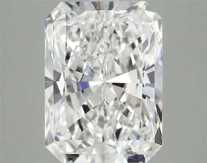 4.09 Carat · RADIANT · E · VVS2 · IGI · Excellent Cut