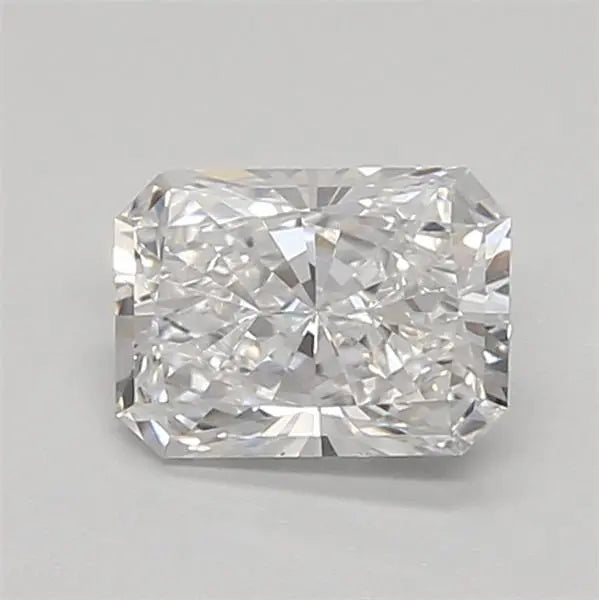 0.67 Carat · RADIANT · E · VVS2 · IGI · Excellent Cut
