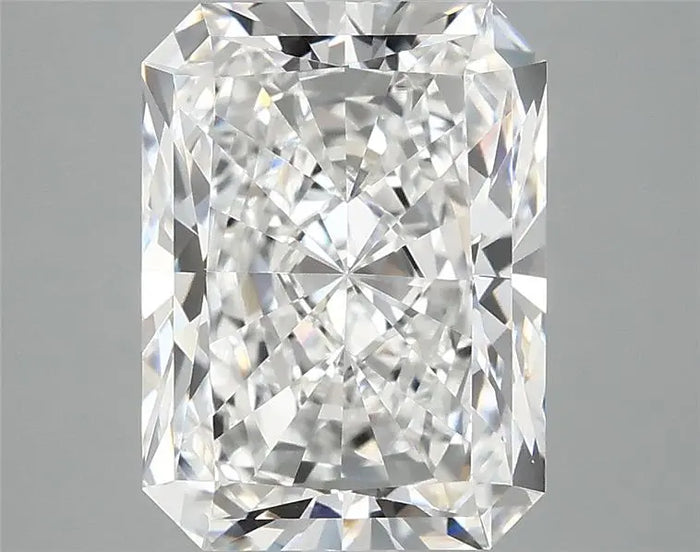 4.06 Carat · RADIANT · E · VVS2 · IGI · Excellent Cut
