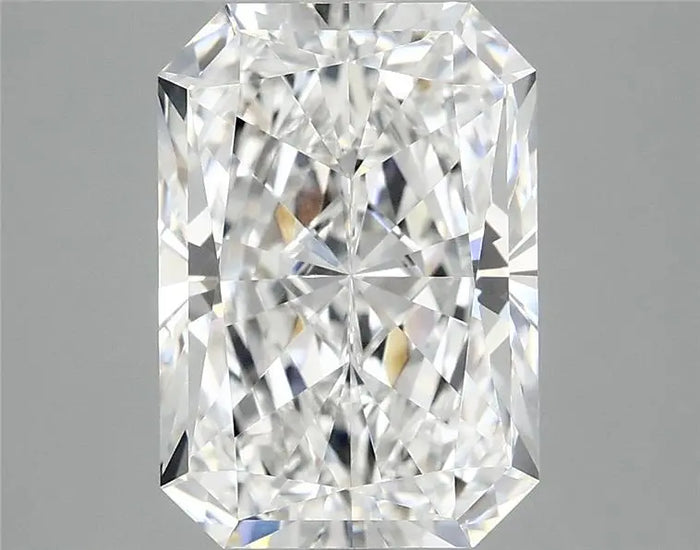 4.03 Carat · RADIANT · E · VVS2 · IGI · Excellent Cut