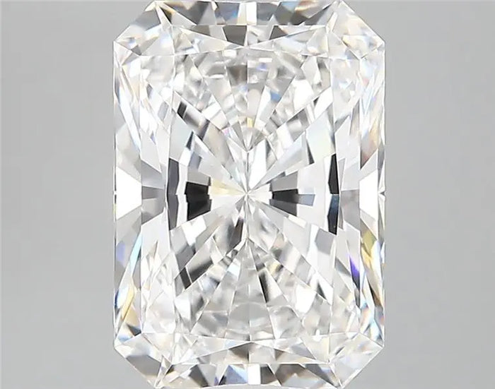 3.80 Carat · RADIANT · D · VVS2 · IGI · Excellent Cut