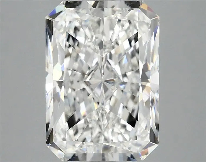 3.95 Carat · RADIANT · E · VVS2 · IGI · Excellent Cut
