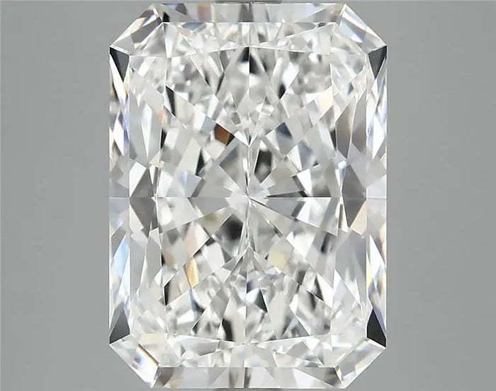 3.89 Carat · RADIANT · E · VVS2 · IGI · Excellent Cut