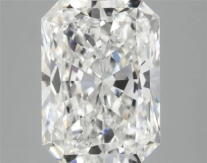 3.95 Carat · RADIANT · E · VVS2 · IGI · Excellent Cut