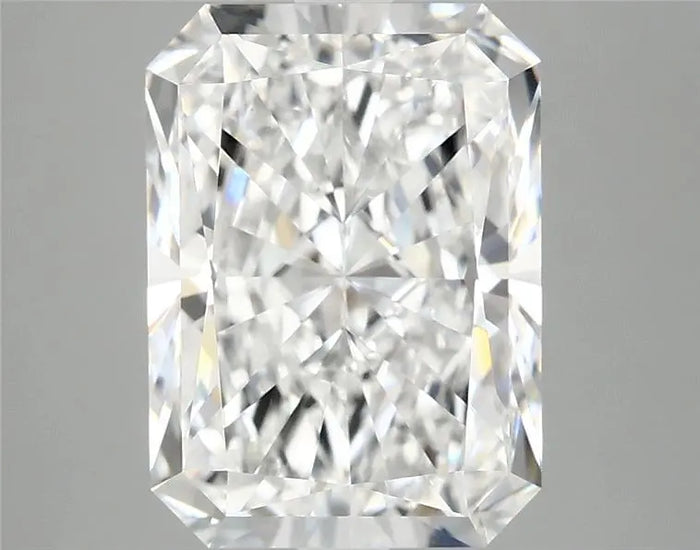 4.33 Carat · RADIANT · E · VVS2 · IGI · Excellent Cut