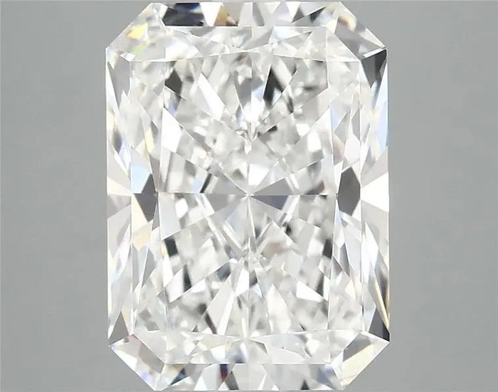 4.09 Carat · RADIANT · E · VVS2 · IGI · Excellent Cut