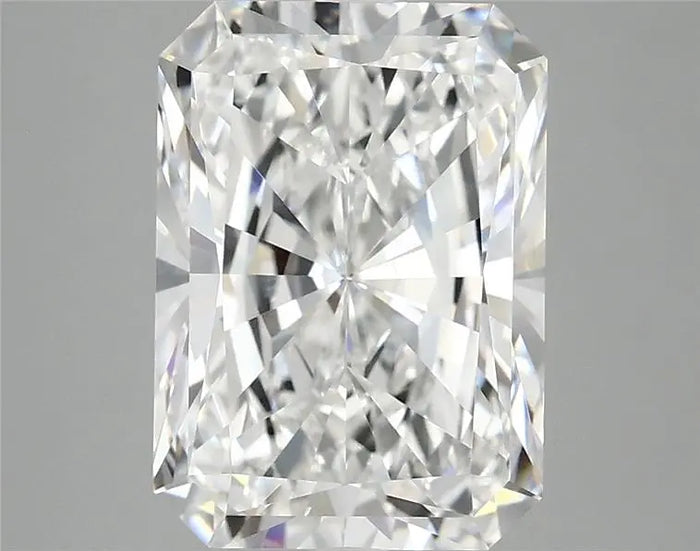 4.08 Carat · RADIANT · E · VVS2 · IGI · Excellent Cut