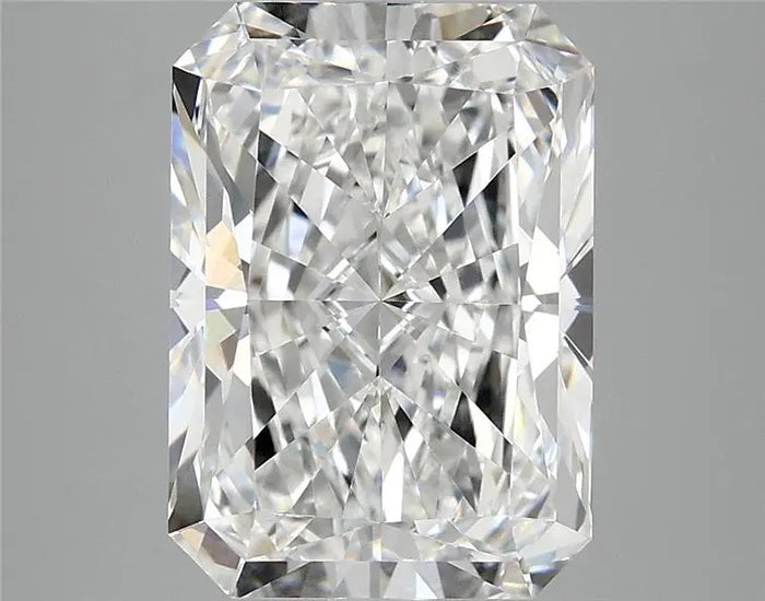 4.86 Carat · RADIANT · E · VVS2 · IGI · Excellent Cut
