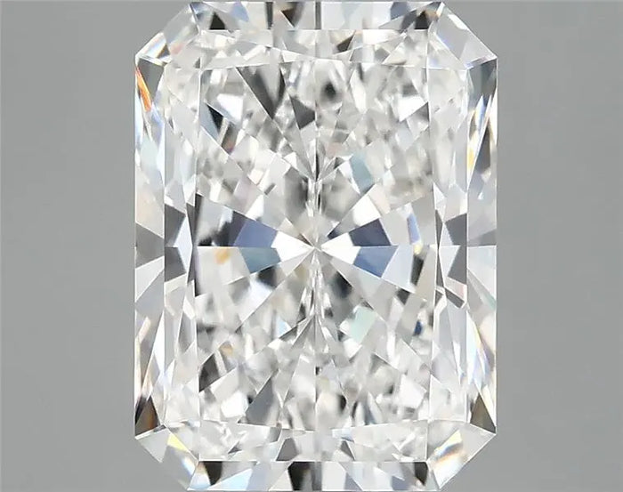4.04 Carat · RADIANT · E · VVS2 · IGI · Excellent Cut