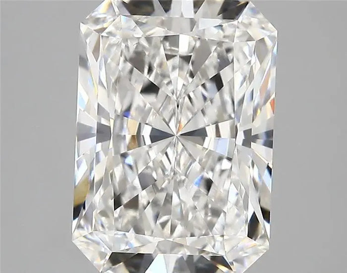 4.40 Carat · RADIANT · D · VS1 · IGI · Excellent Cut