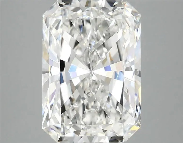 3.85 Carat · RADIANT · E · VVS2 · IGI · Excellent Cut