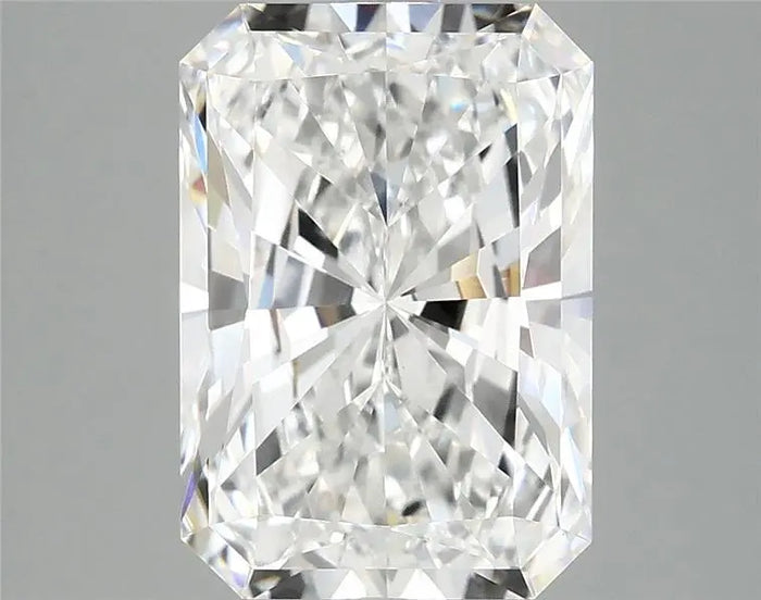 4.05 Carat · RADIANT · E · VVS2 · IGI · Excellent Cut