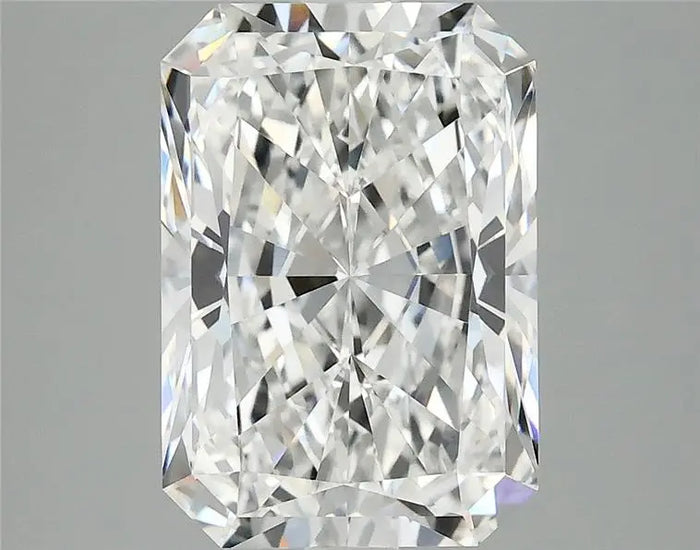 4.09 Carat · RADIANT · E · VVS2 · IGI · Excellent Cut