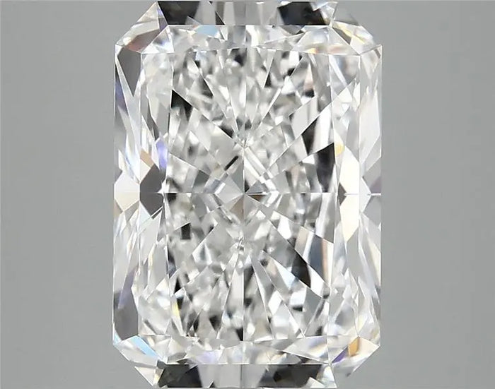 3.94 Carat · RADIANT · E · VVS2 · IGI · Excellent Cut