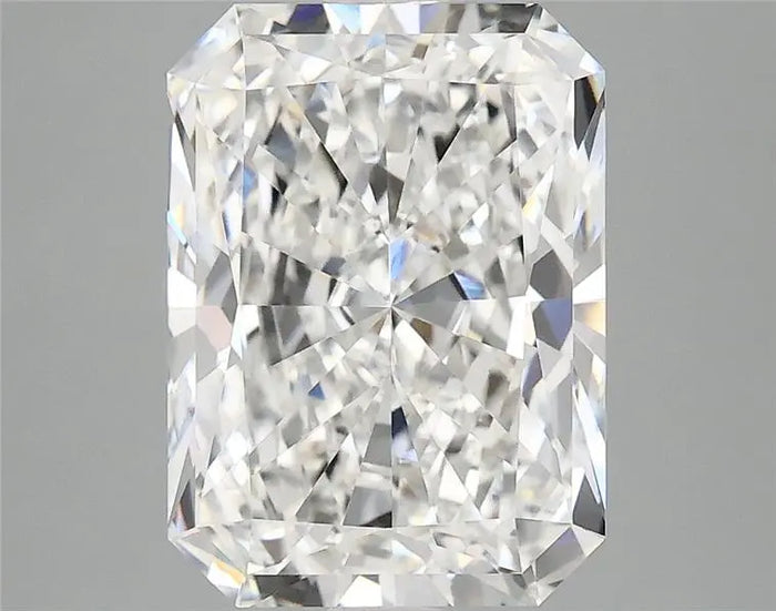 4.04 Carat · RADIANT · E · VVS2 · IGI · Excellent Cut