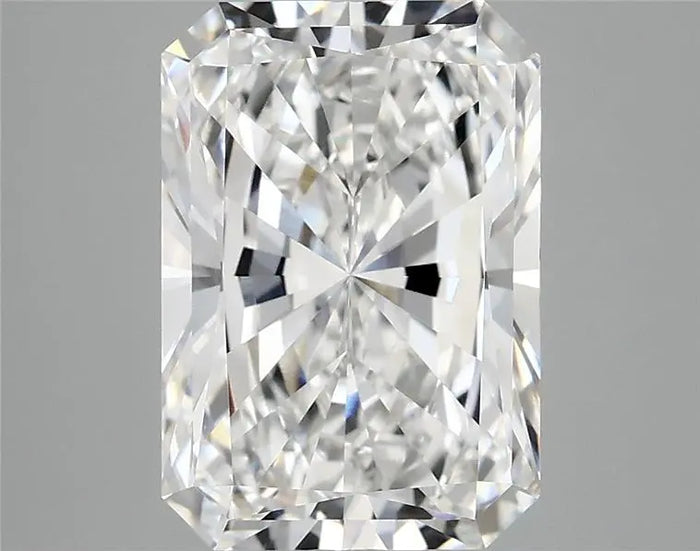 3.95 Carat · RADIANT · E · VVS2 · IGI · Excellent Cut