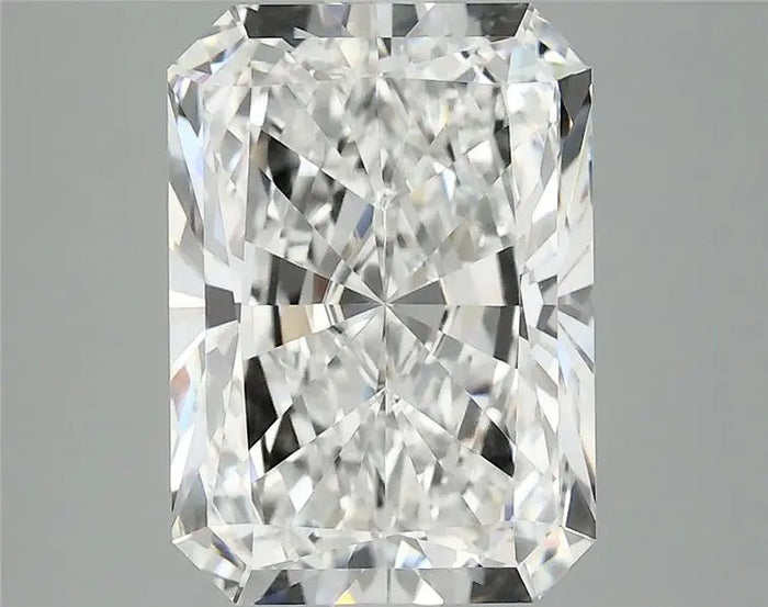4.18 Carat · RADIANT · E · VVS2 · IGI · Excellent Cut