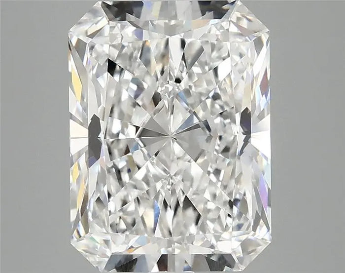 4.09 Carat · RADIANT · E · VVS2 · IGI · Excellent Cut