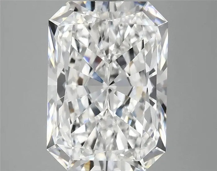 3.85 Carat · RADIANT · E · VVS2 · IGI · Excellent Cut