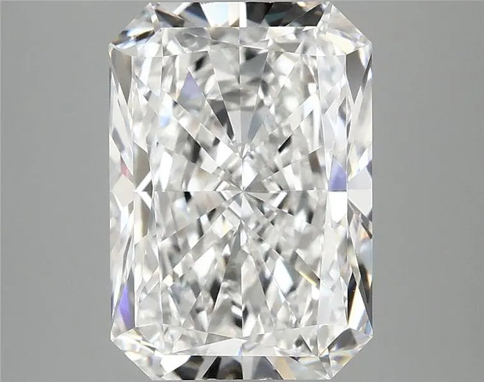 3.95 Carat · RADIANT · E · VVS2 · IGI · Excellent Cut