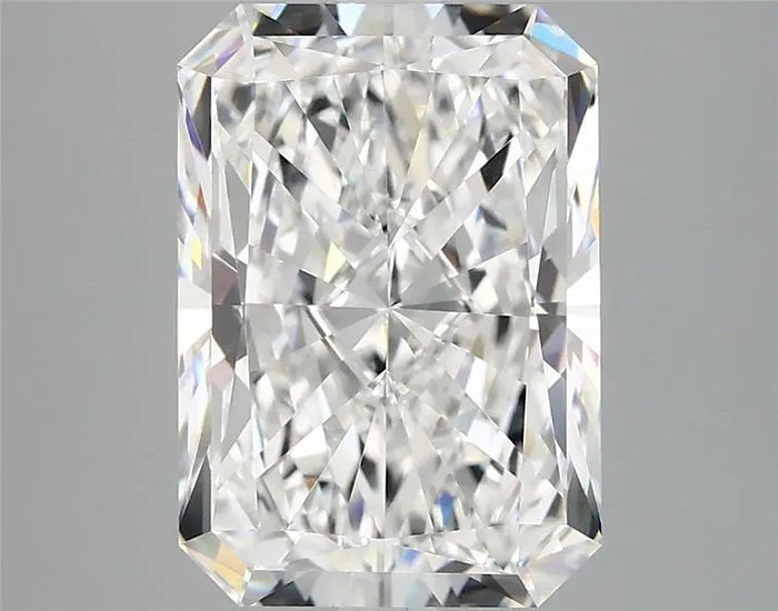 4.09 Carat · RADIANT · D · VVS2 · IGI · Excellent Cut
