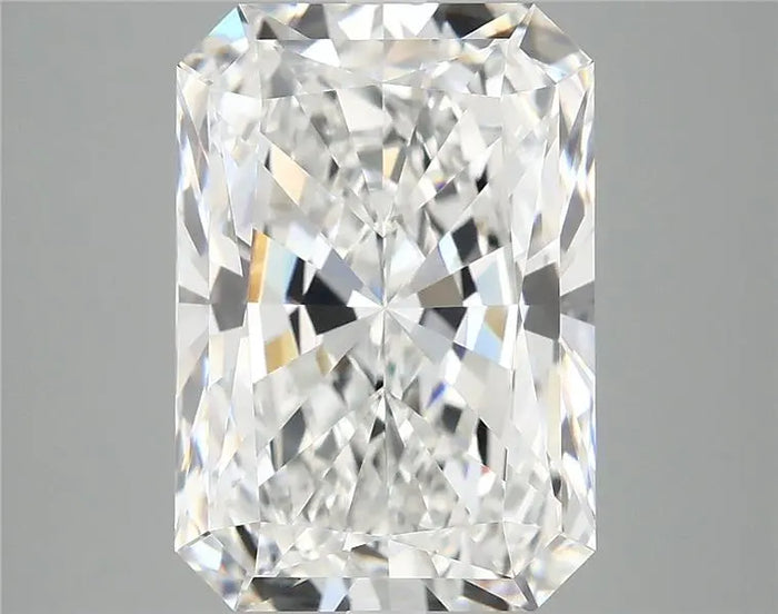6.09 Carat · RADIANT · E · VVS2 · IGI · Excellent Cut