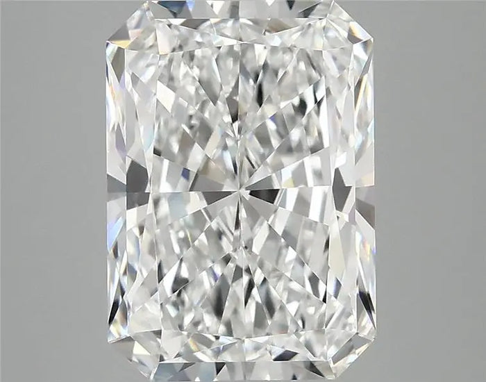 4.05 Carat · RADIANT · E · VVS2 · IGI · Excellent Cut