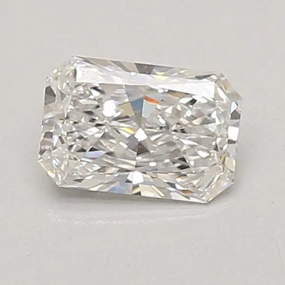 0.81 Carat · RADIANT · E · VS1 · IGI · Excellent Cut