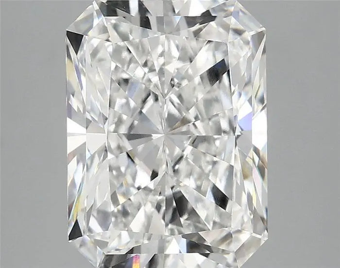 4.09 Carat · RADIANT · E · VVS2 · IGI · Excellent Cut