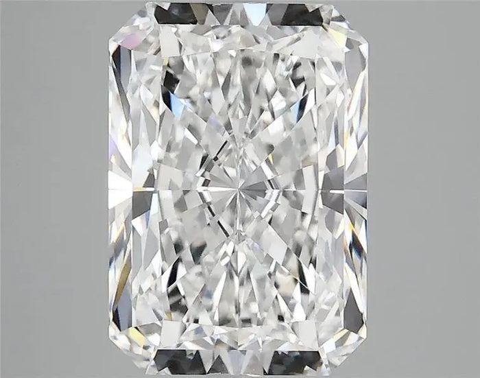 3.90 Carat · RADIANT · E · VVS2 · IGI · Excellent Cut