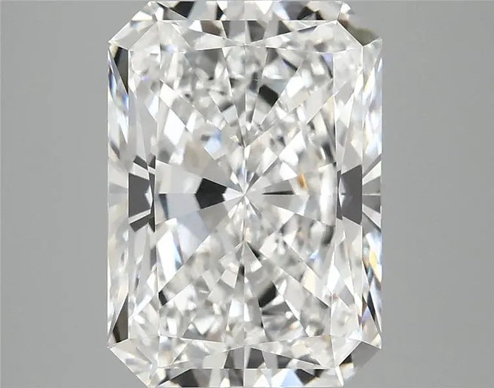 4.09 Carat · RADIANT · E · VVS2 · IGI · Excellent Cut