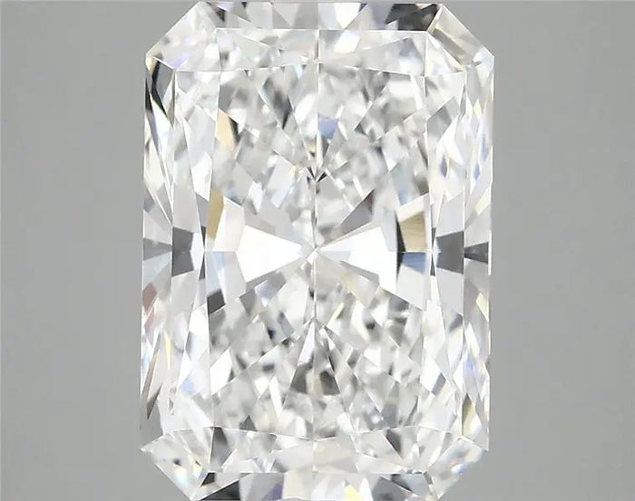 3.92 Carat · RADIANT · E · VVS2 · IGI · Excellent Cut