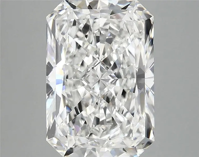 4.02 Carat · RADIANT · E · VVS2 · IGI · Excellent Cut