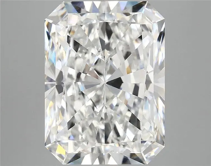 6.04 Carat · RADIANT · E · VVS2 · IGI · Excellent Cut