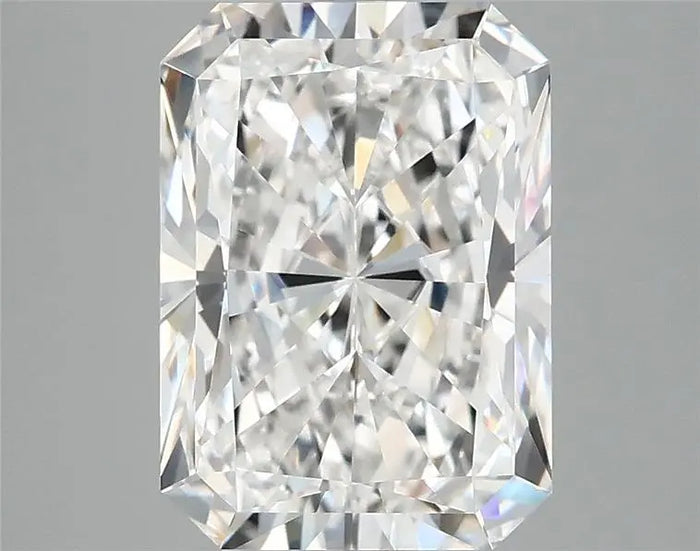 4.05 Carat · RADIANT · E · VVS2 · IGI · Excellent Cut