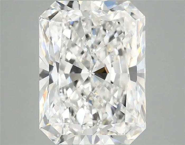 4.18 Carat · RADIANT · D · VVS2 · IGI · Excellent Cut