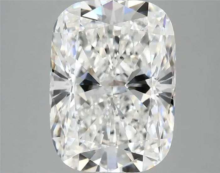3.90 Carat · CUSHION · E · VVS2 · IGI · Excellent Cut