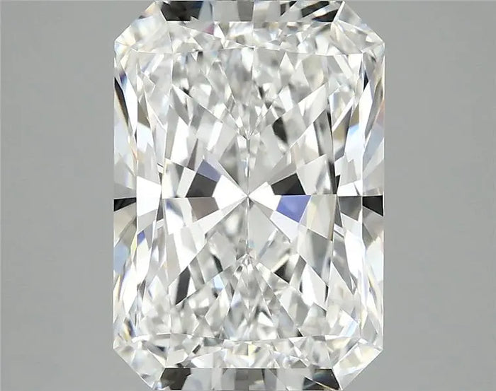 4.09 Carat · RADIANT · E · VVS2 · IGI · Excellent Cut