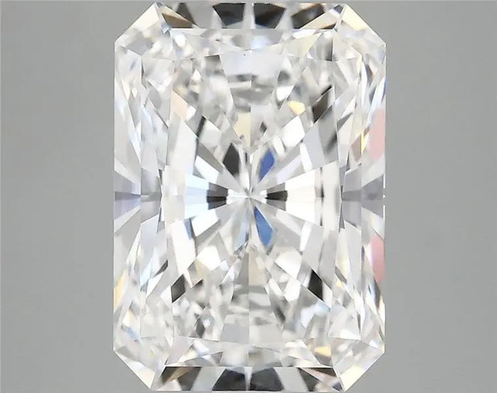 4.09 Carat · RADIANT · D · VVS2 · IGI · Excellent Cut