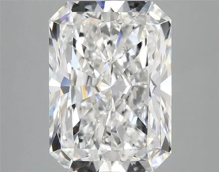 4.16 Carat · RADIANT · E · VVS2 · IGI · Excellent Cut